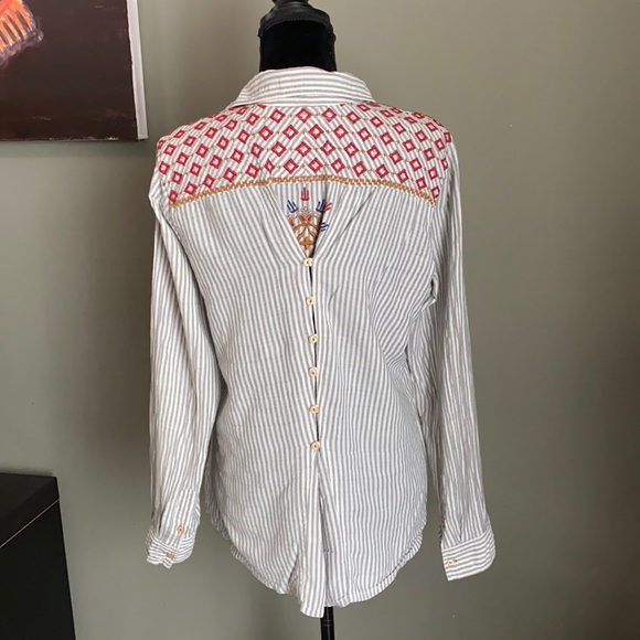 JOHNNY WAS 3J Workshop Embroidered Button Down Top - Picture 2 of 13